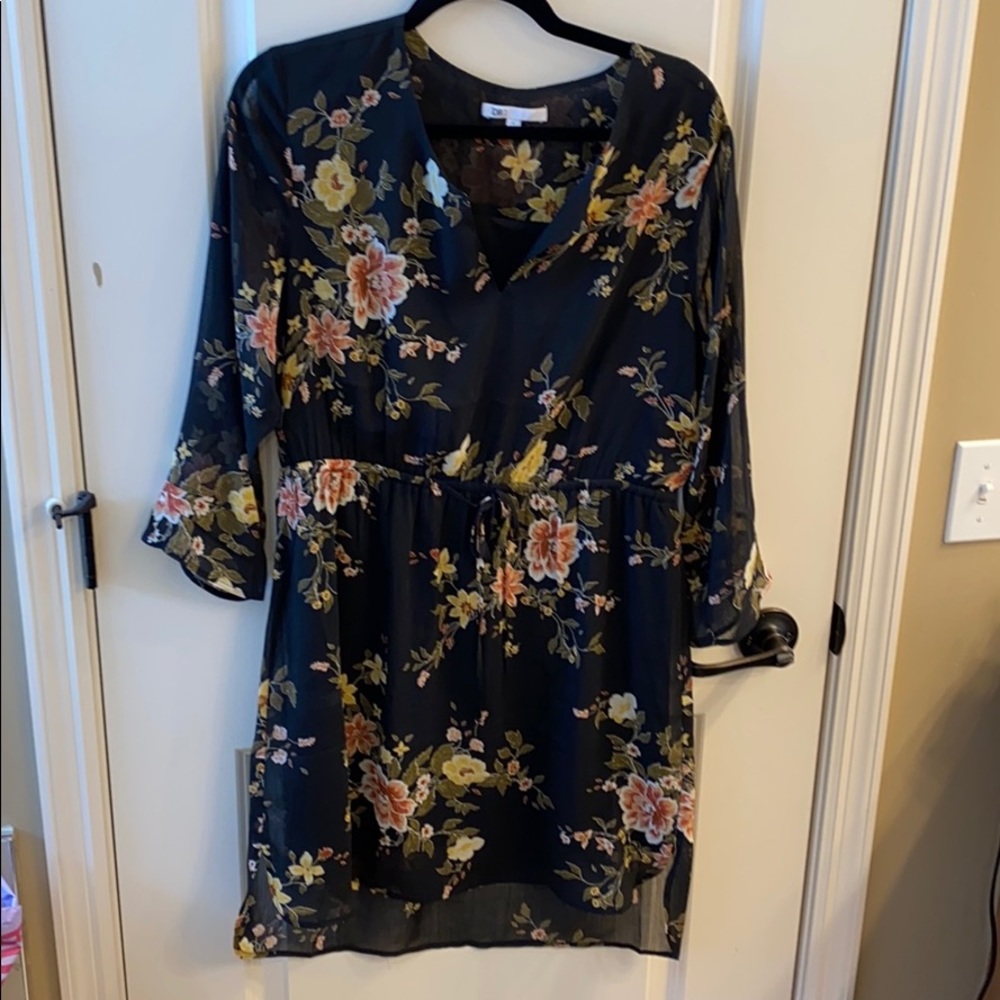Black and Flowered Dress Tie Waist Sz L
